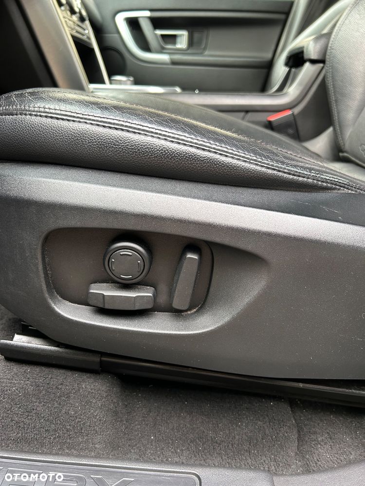 Land Rover Discovery Sport TD4 HSE - 6