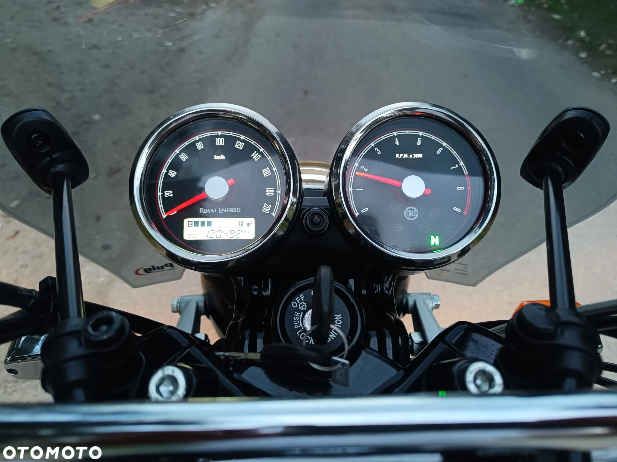 Royal Enfield Interceptor - 7