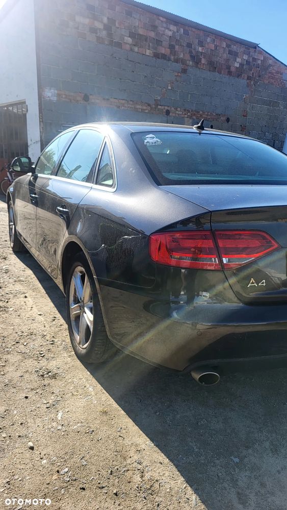 Audi A4 Limousine - 7