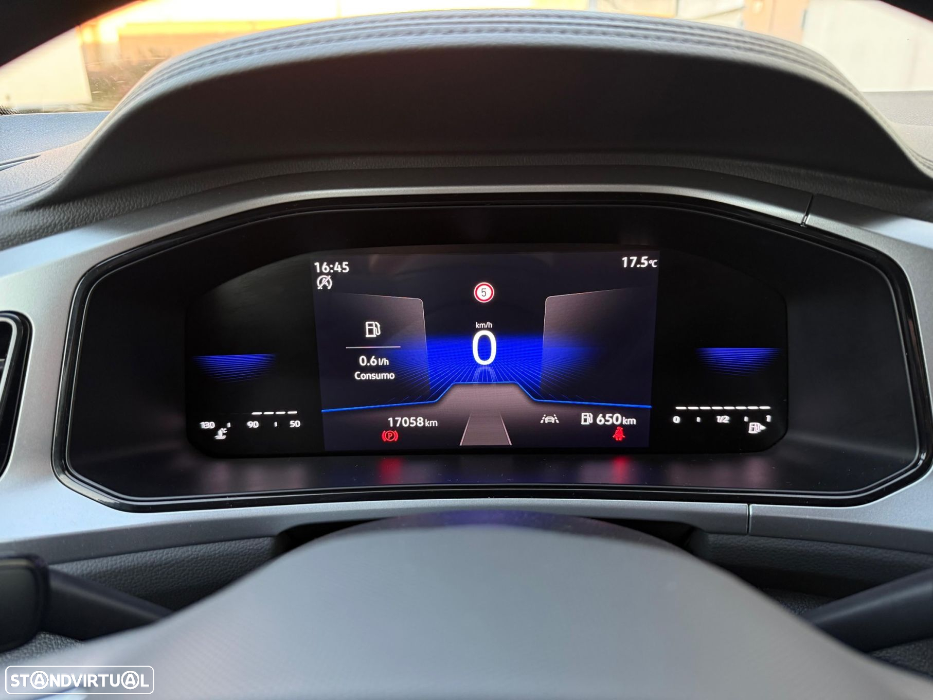 VW T-Roc 1.0 TSI Urban - 7