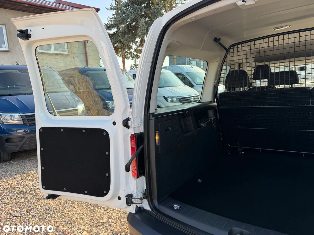 Volkswagen Caddy - 10