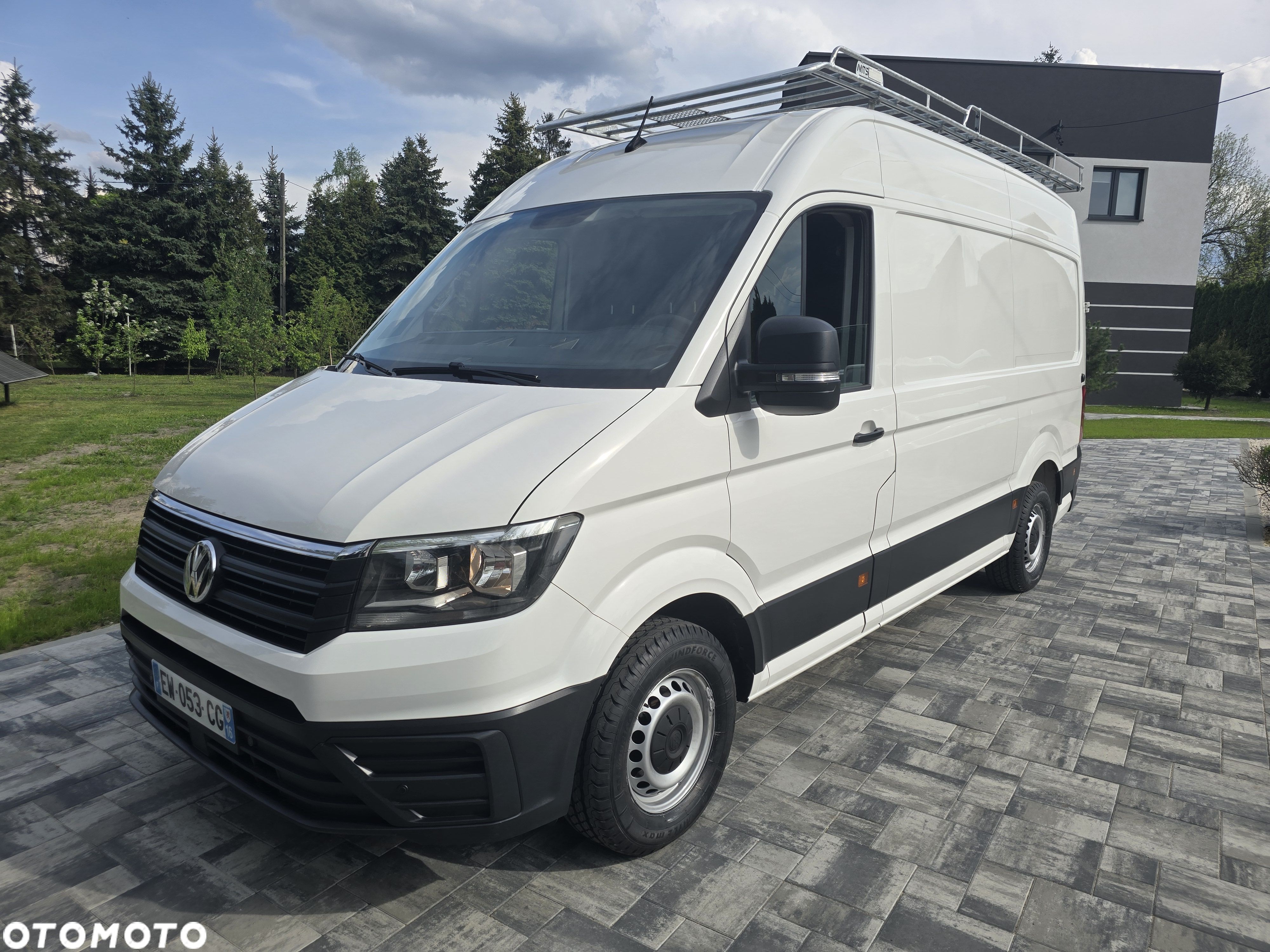 Volkswagen Crafter - 1
