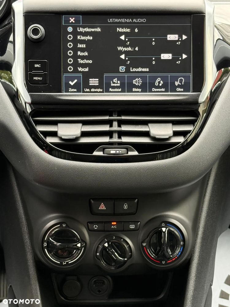 Peugeot 208 1.2 PureTech Style - 11