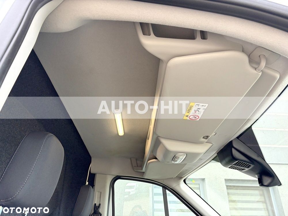 Ford Transit - 27