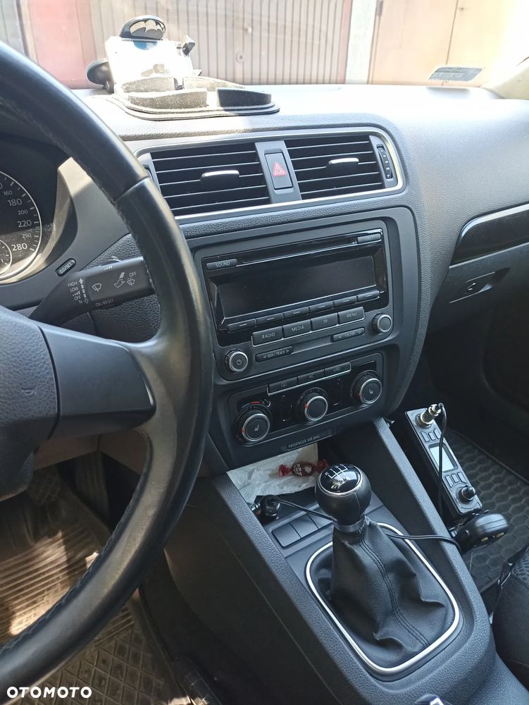 Volkswagen Jetta 1.6 TDI BMT Trendline - 7
