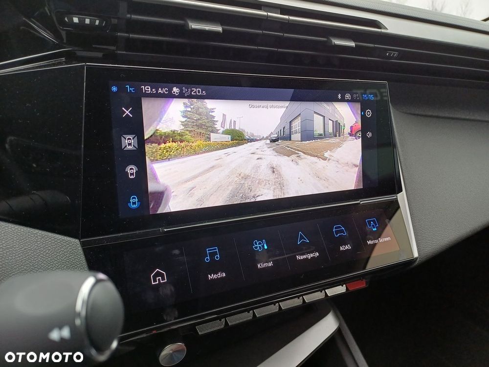 Peugeot 408 - 20