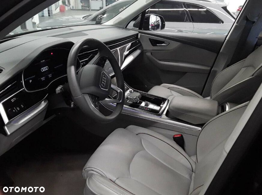Audi Q7 - 8
