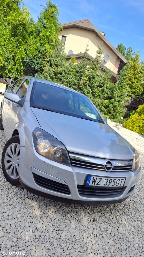 Opel Astra 1.6 Enjoy - 16