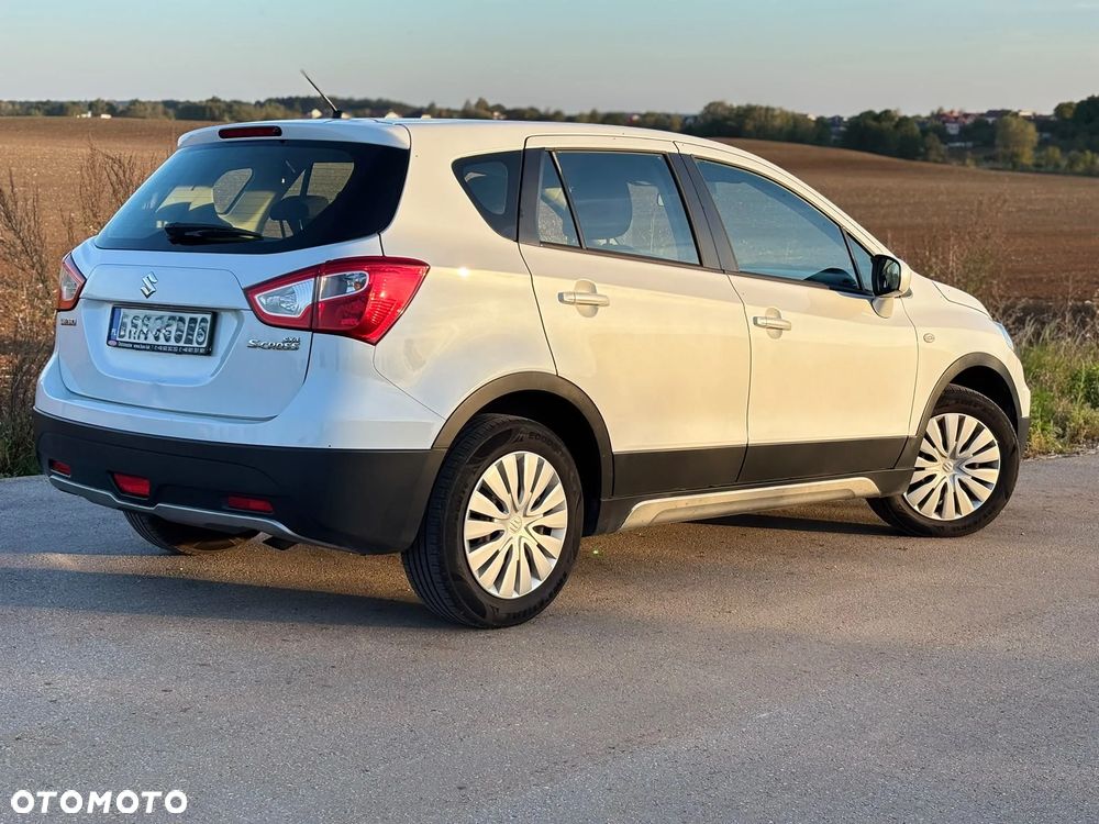 Suzuki SX4 - 4
