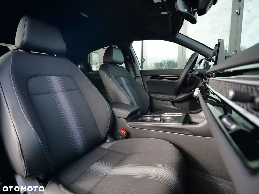 Honda Civic 2.0 i-MMD Sport CVT - 17