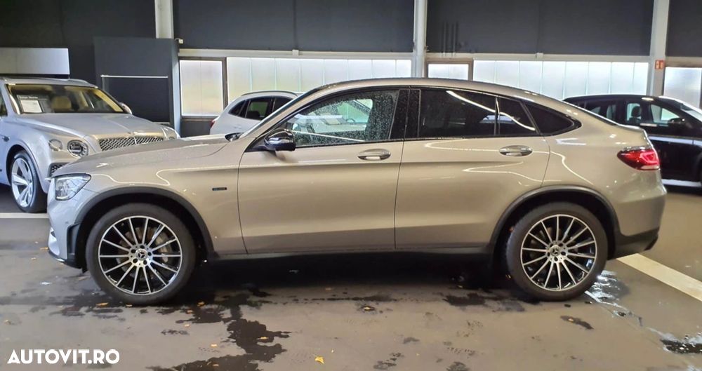Mercedes-Benz GLC Coupe 300 de 4MATIC - 9