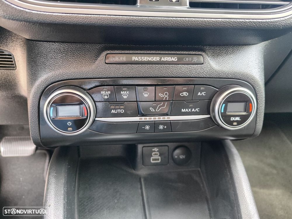 Ford Focus 1.5 TDCi ECOBlue Connected Aut. - 15