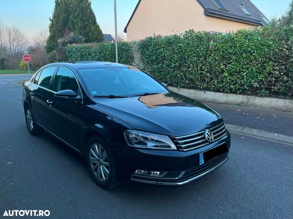 Volkswagen Passat - 2