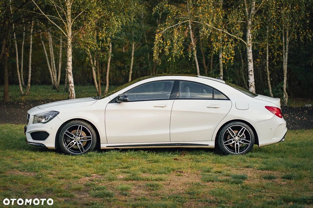 Mercedes-Benz CLA Shooting Brake 180 d 7G-DCT AMG Line - 4
