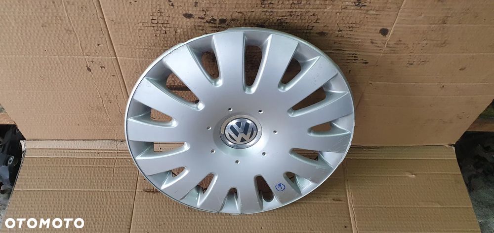 Dekielek kołpak kapsel 16" VW Passat B6 1K0601147G - 2