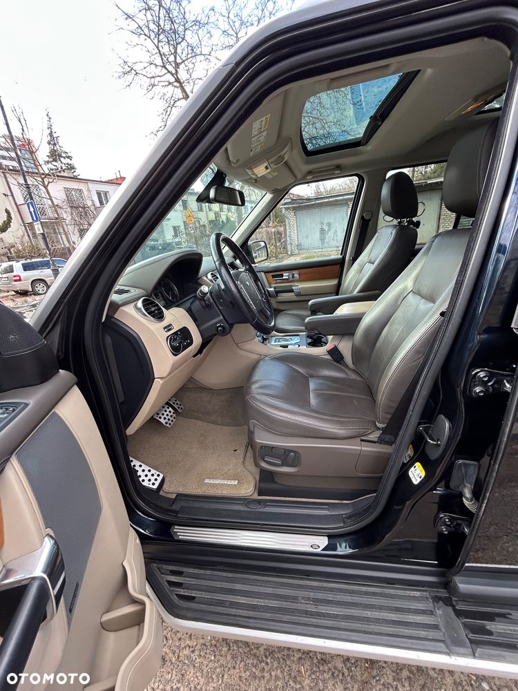 Land Rover Discovery SD V6 HSE - 9