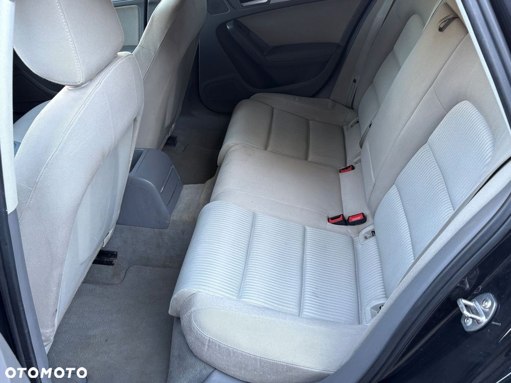 Audi A4 Limousine 2.0 TDI - 8