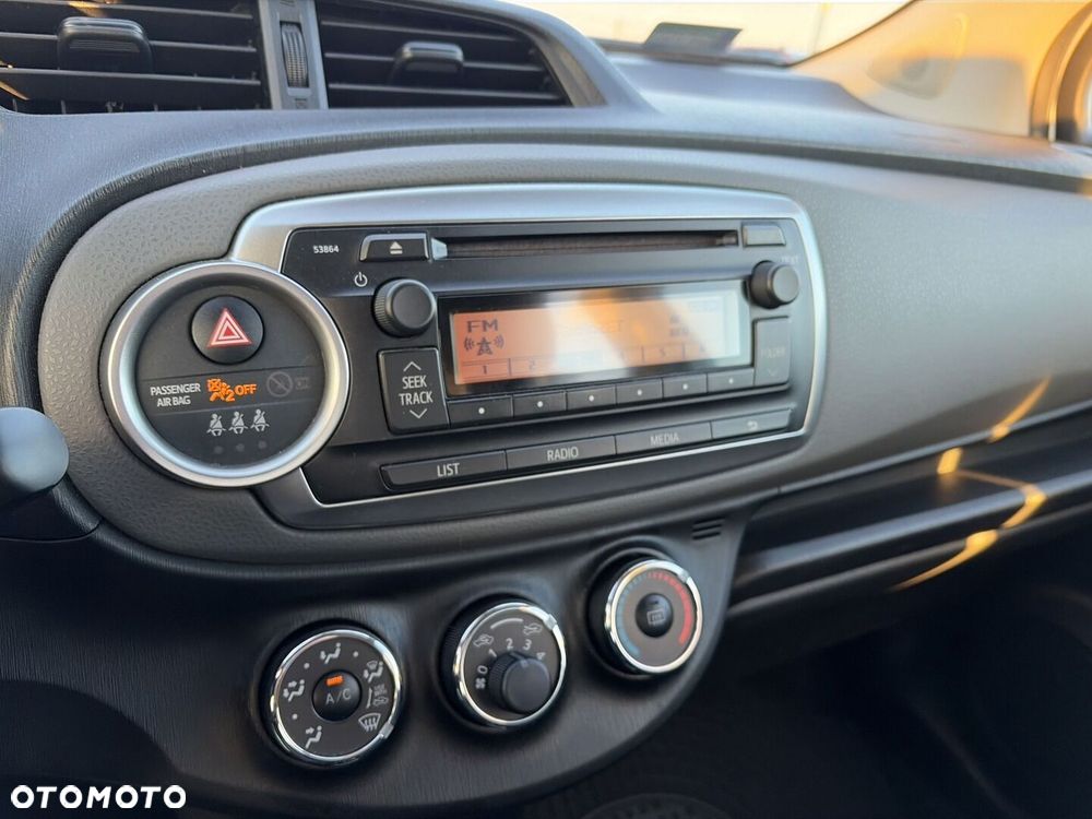 Toyota Yaris 1.0 Sprint - 21