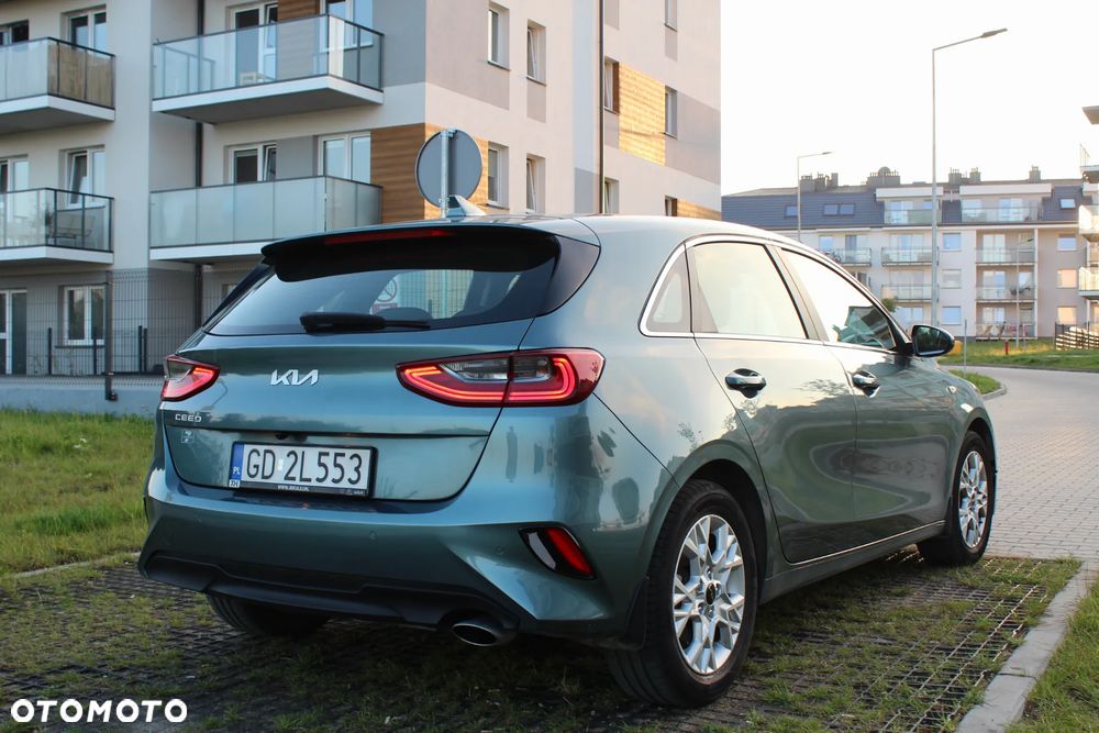 Kia Ceed 1.5 T-GDI M - 9