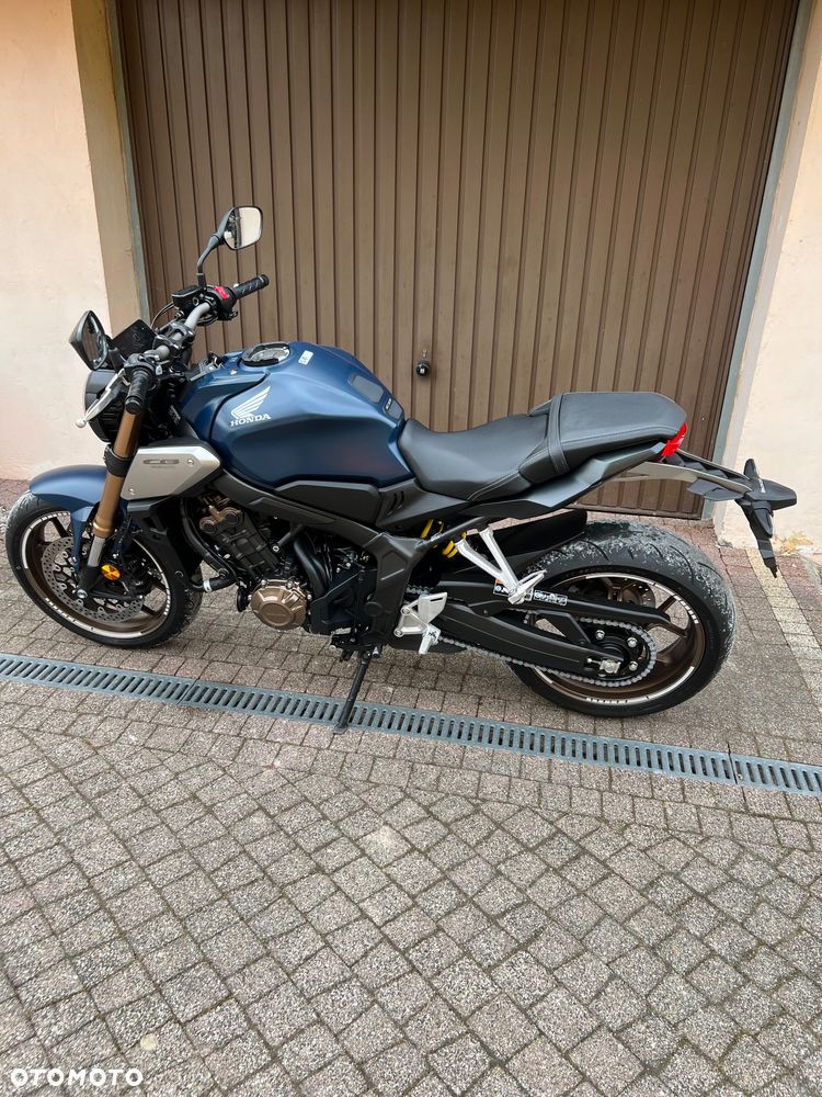 Honda CB - 17
