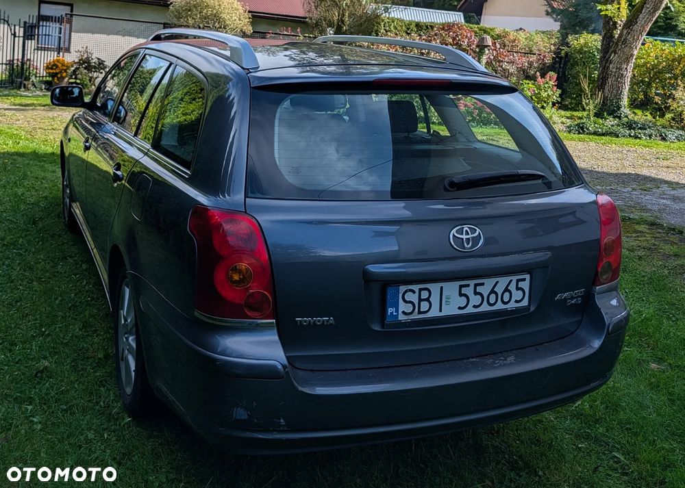 Toyota Avensis - 3