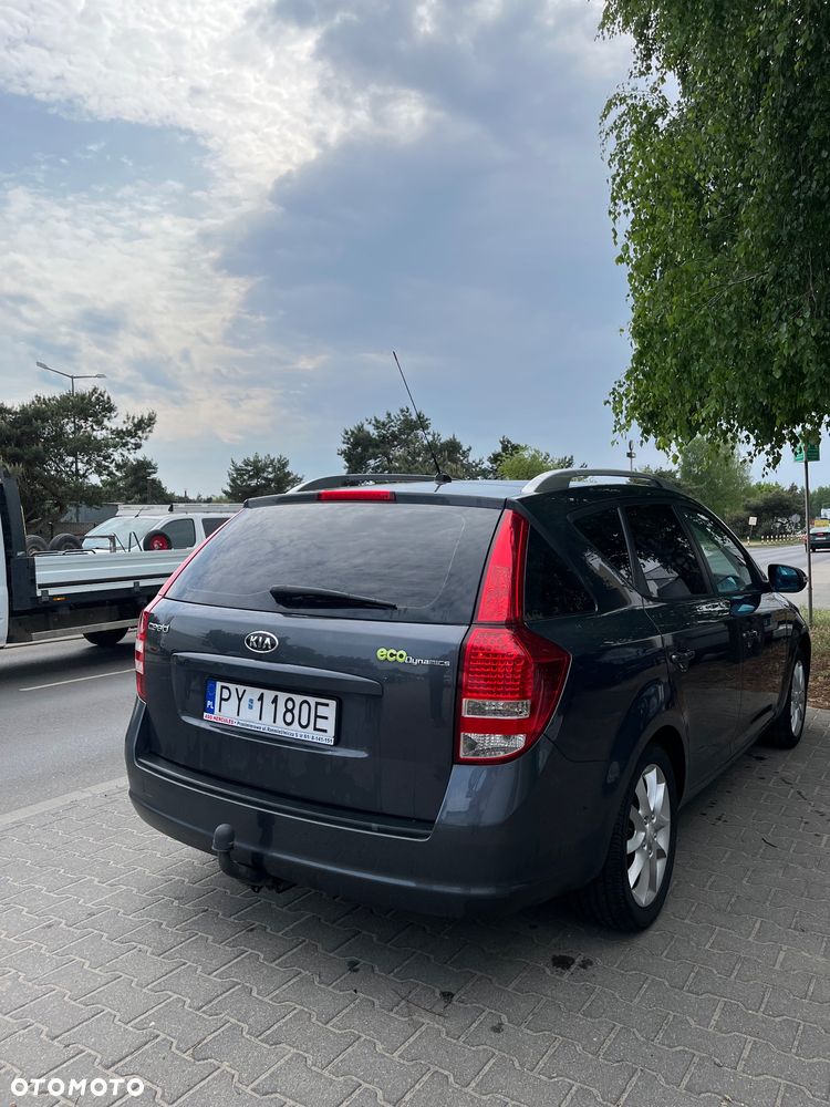 Kia Ceed 1.6 Crdi M - 8