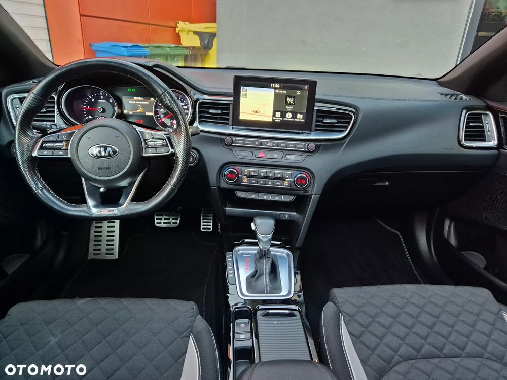 Kia ProCeed 1.6 CRDi GT Line DCT - 27