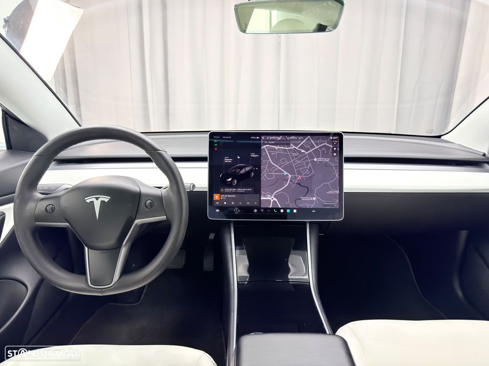 Tesla Model 3 Standard RWD Plus - 11