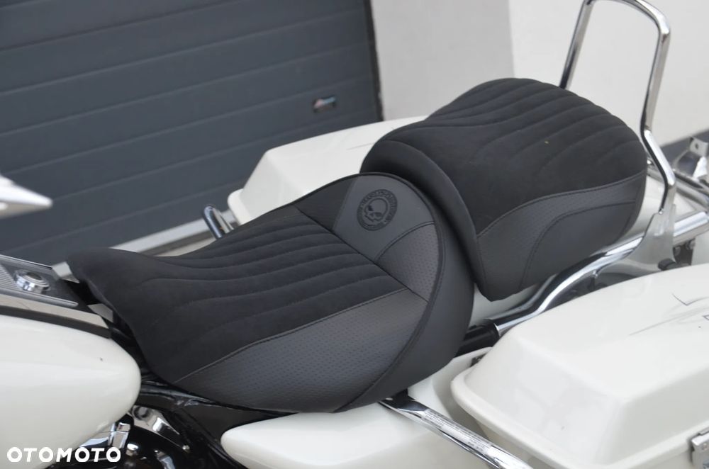 Harley-Davidson Touring Road King - 11