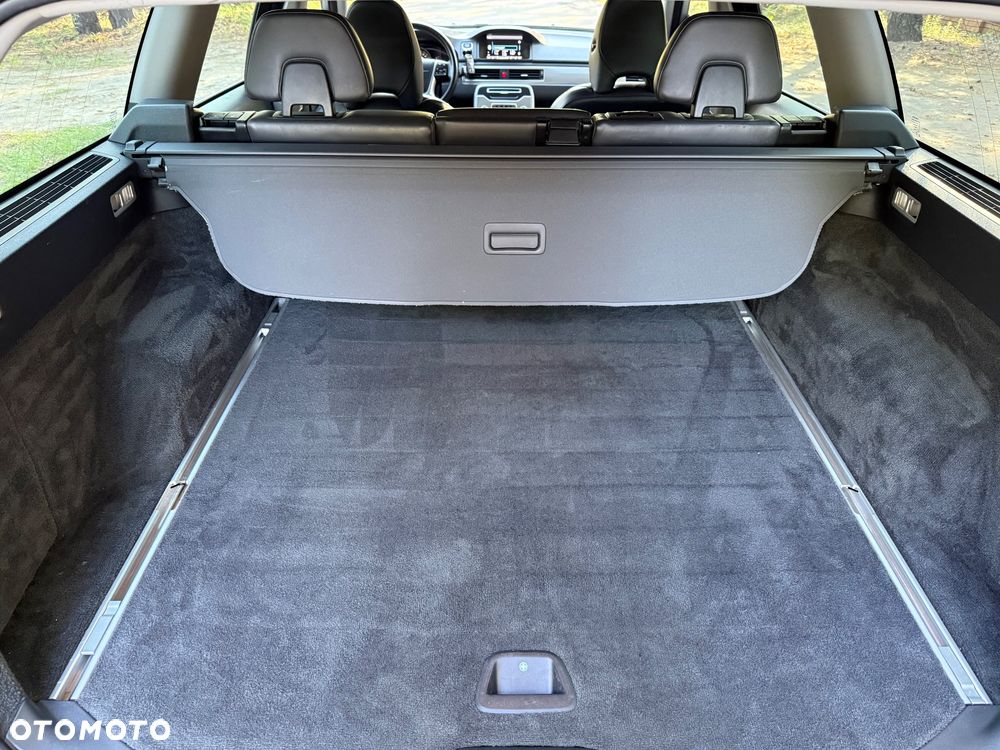 Volvo V70 D4 Momentum - 19