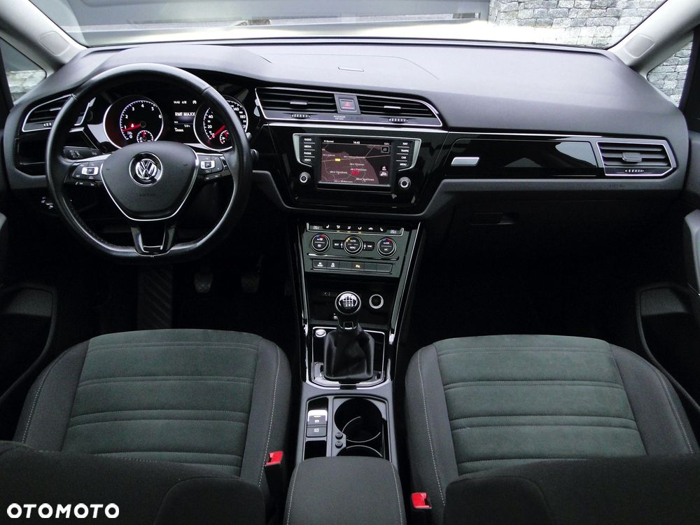 Volkswagen Touran 1.4 TSI (BlueMotion Technology) Highline - 12