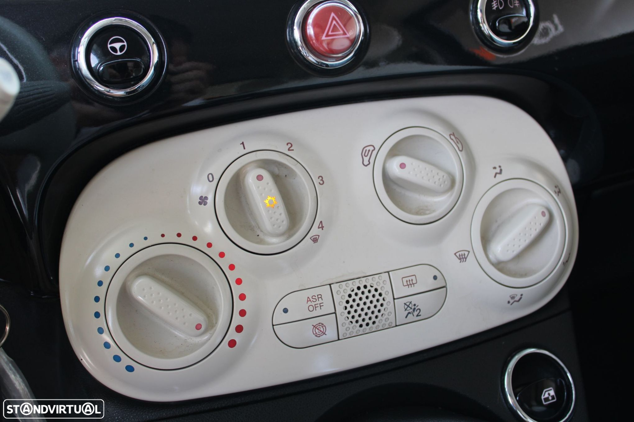Fiat 500C 1.2 Lounge - 27
