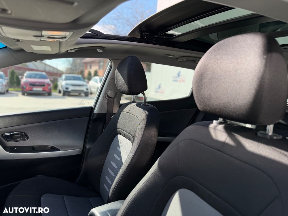 Kia Ceed 1.6 CRDi 128 97g Edition 7 - 4