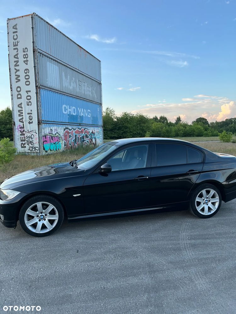 BMW Seria 3 318d - 5