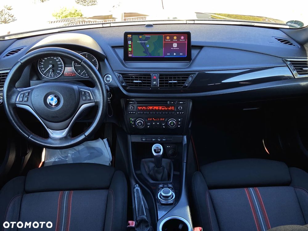 BMW X1 xDrive18d Sport Line - 28