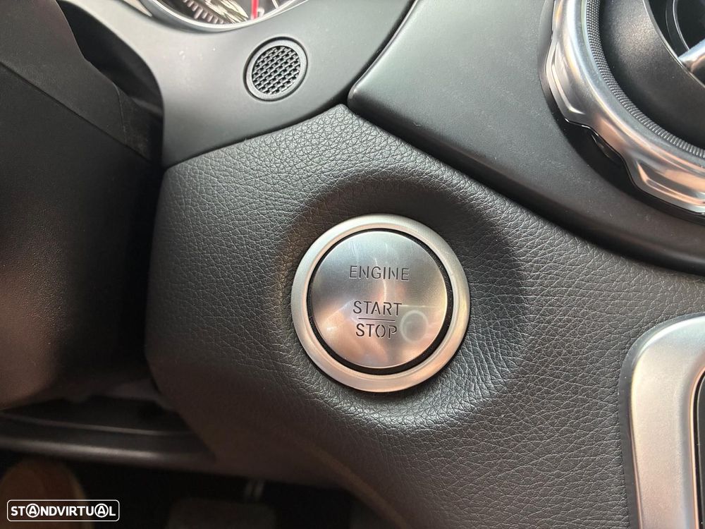 Mercedes-Benz GLA 250 4Matic 7G-DCT Style - 57