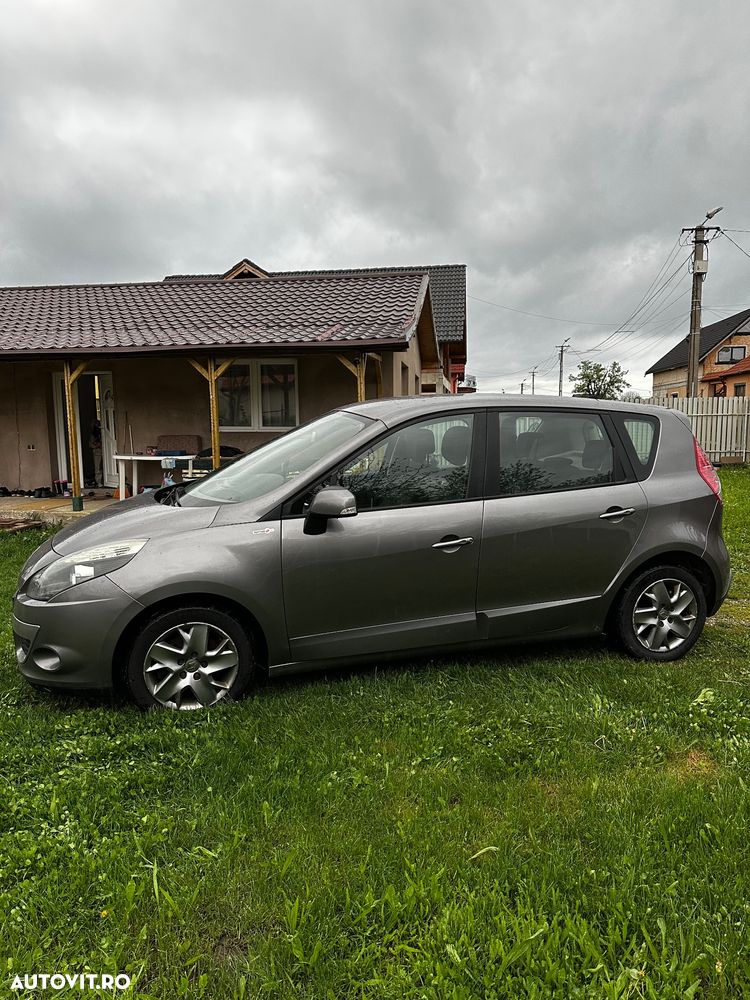 Renault Scenic - 4