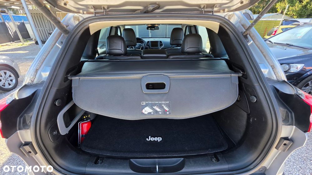 Jeep Cherokee 2.2 MJD Active Drive I Limited - 23