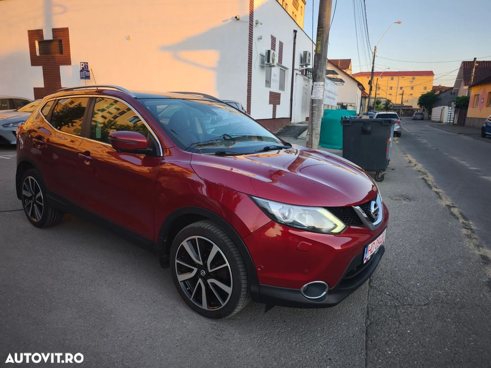 Nissan Qashqai 1.6 DCI Xtronic TEKNA+ - 3