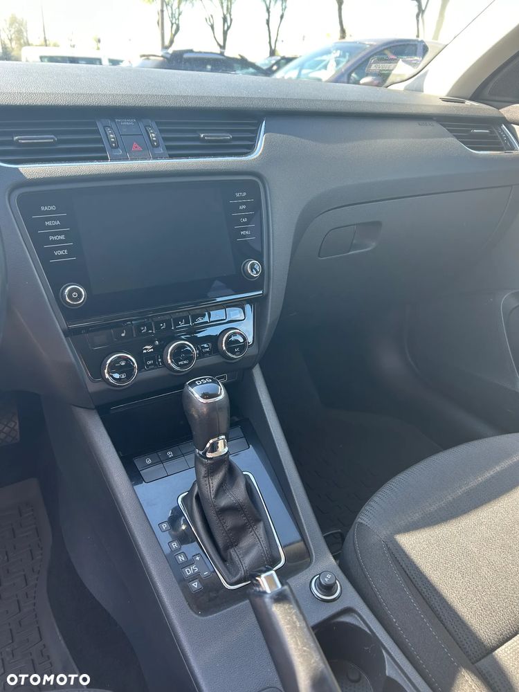 Skoda Octavia 2.0 TDI Style DSG - 13