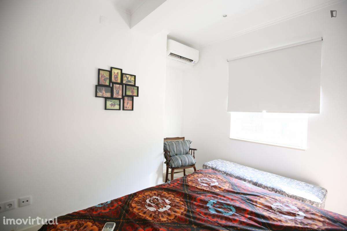 Apartamento com 1 quartos - localizado em Rato Lisbon - Grande imagem: 5/20