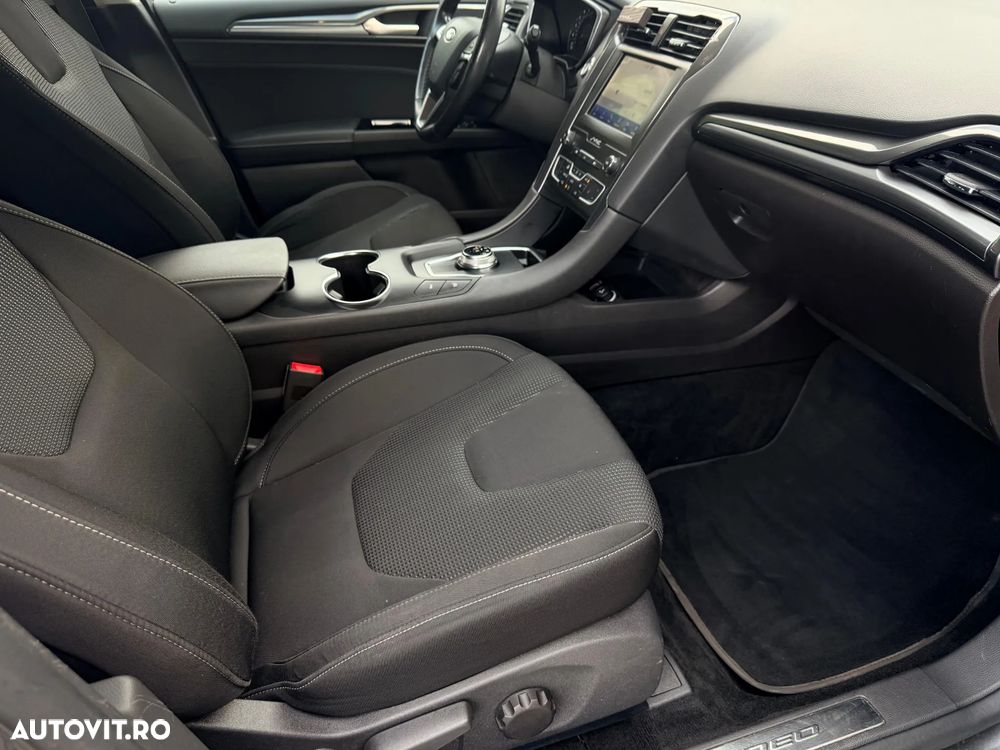 Ford Mondeo - 17
