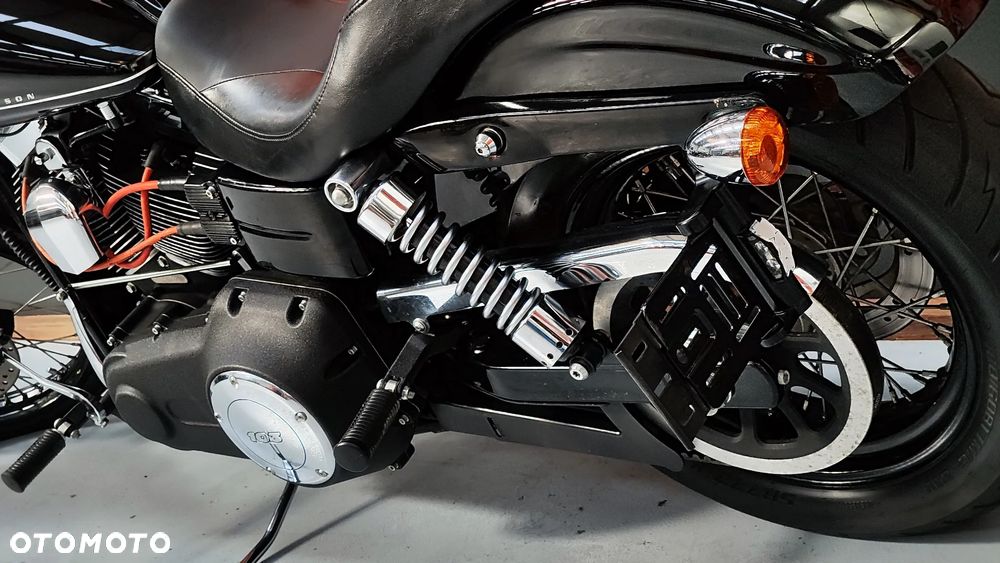 Harley-Davidson Dyna Wide Glide - 14
