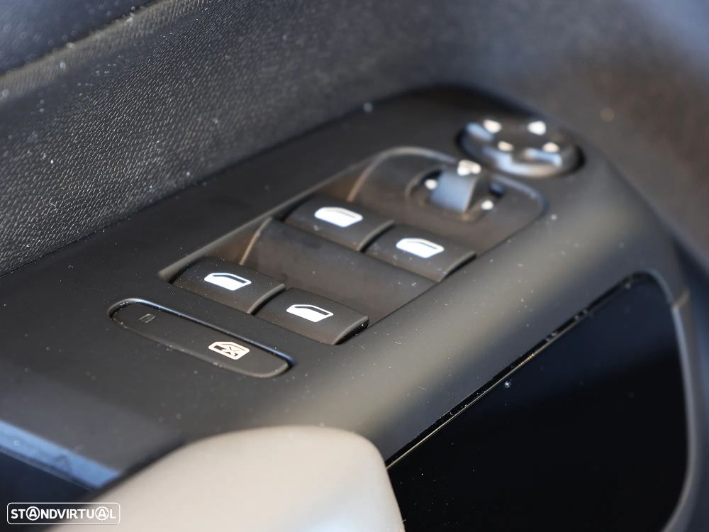 Citroën C5 Aircross 1.6 Hybrid Feel e-EAT8 - 51