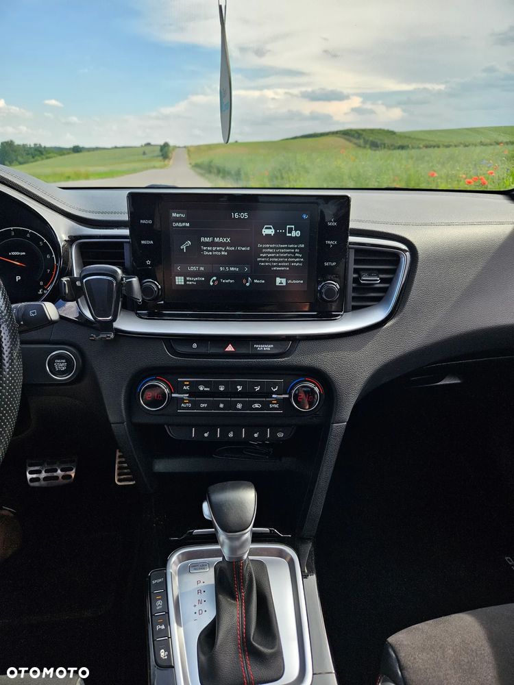 Kia Ceed 1.6 T-GDI GT DCT - 23