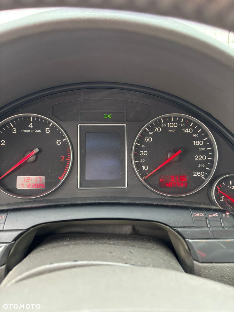 Audi A4 Avant 1.8T Quattro - 15