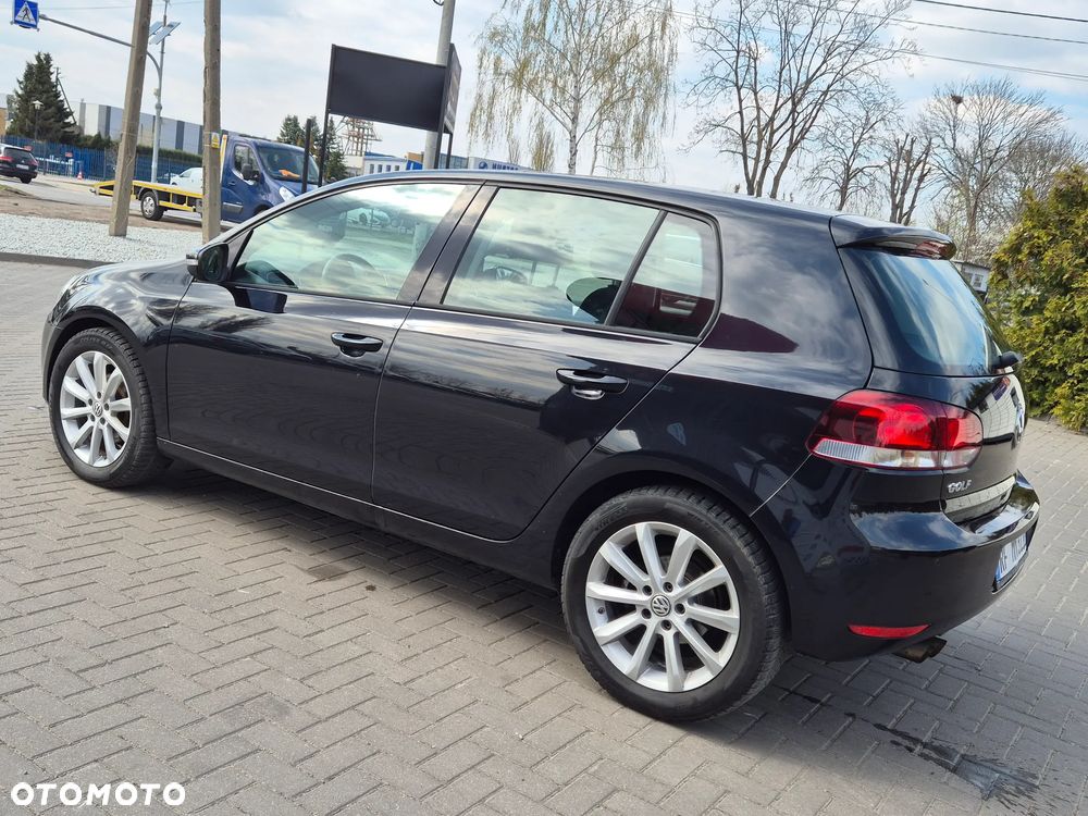 Volkswagen Golf 1.4 TSI BMT Comfortline - 8
