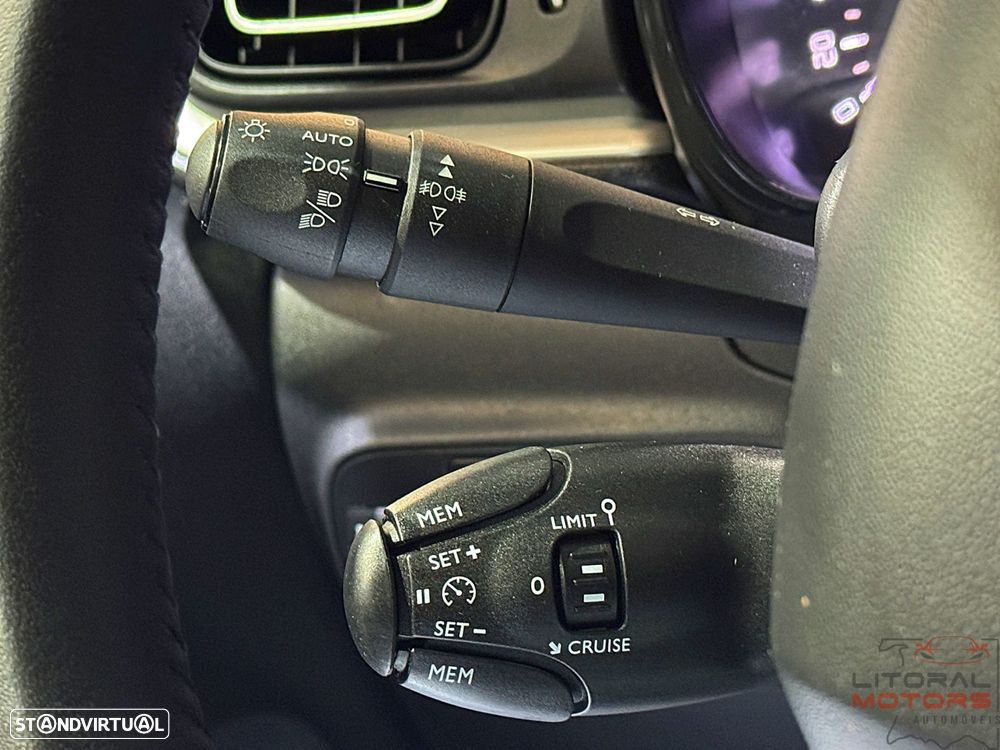 Citroën C3 1.2 PureTech Shine EAT6 - 21