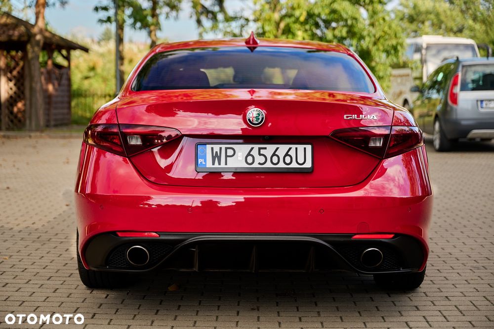 Alfa Romeo Giulia 2.0 Turbo Veloce - 13