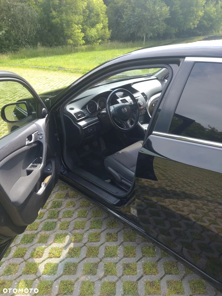 Honda Accord 2.0 Lifestyle - 9